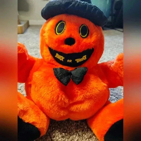 Chrisha Orange Jack O' Lantern pumpkin Playful Plush Vintage 1988 - Picture 4 of 12